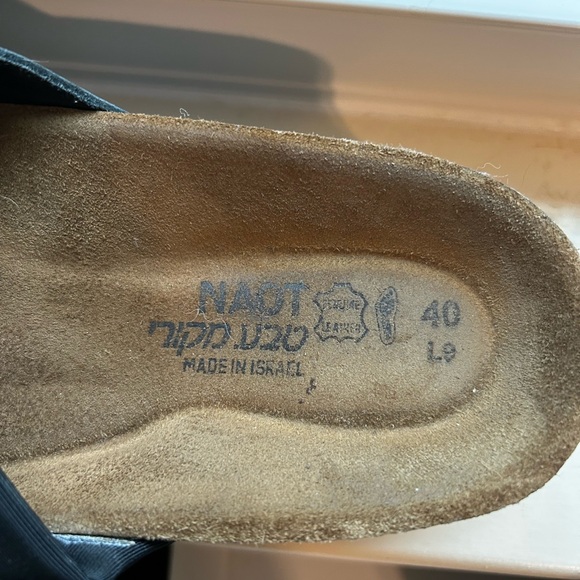 Naot sandals - Picture 2 of 6